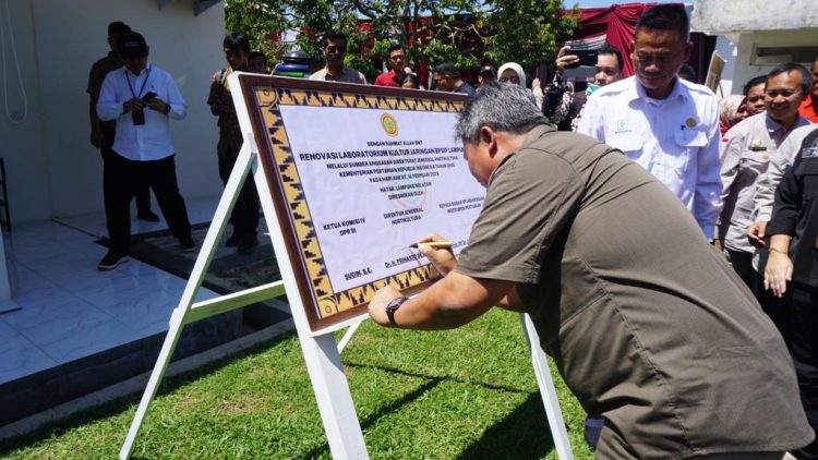 Kementan Serahkan Laboratorium Kultur Jaringan kepada BSIP Lampung, Siap Hasilkan Benih Pisang Bermutu