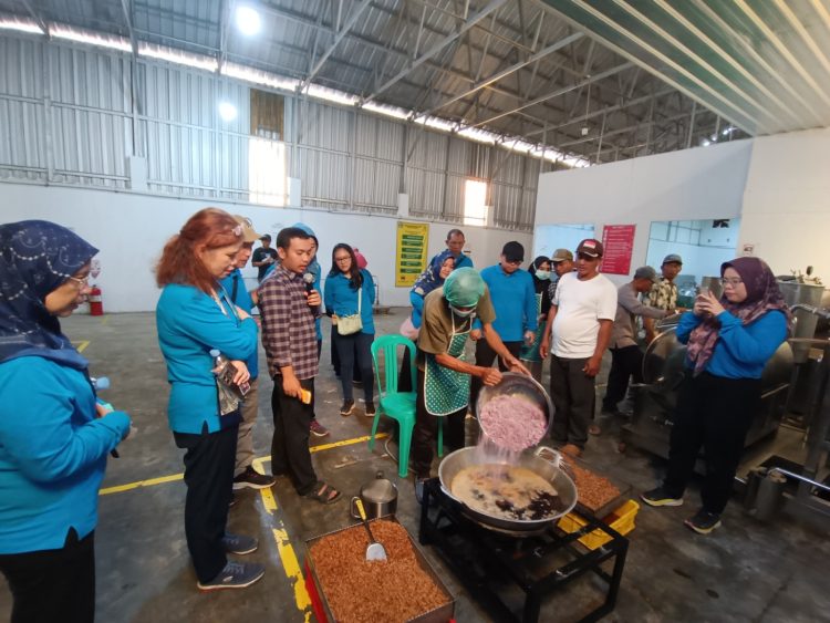 Penguatan Kelembagaan UMKM Hortikultura untuk Meningkatkan Daya Saing dan Kesejahteraan Petani