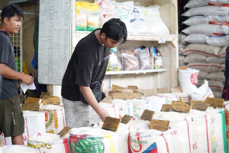 Mentan Amran Pastikan Stok dan Harga Pangan Aman Saat Natal dan Tahun Baru