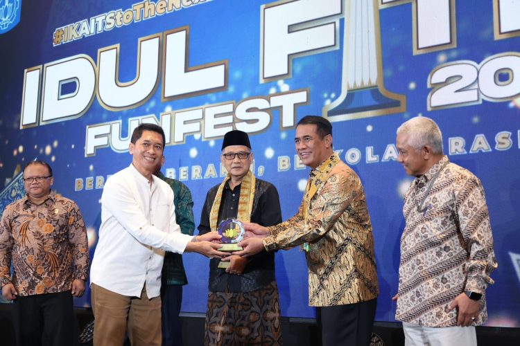 Mentan Amran: Stok Beras Menuju 5 Juta Ton, Kampus Harus Jadi Motor Inovasi Pertanian