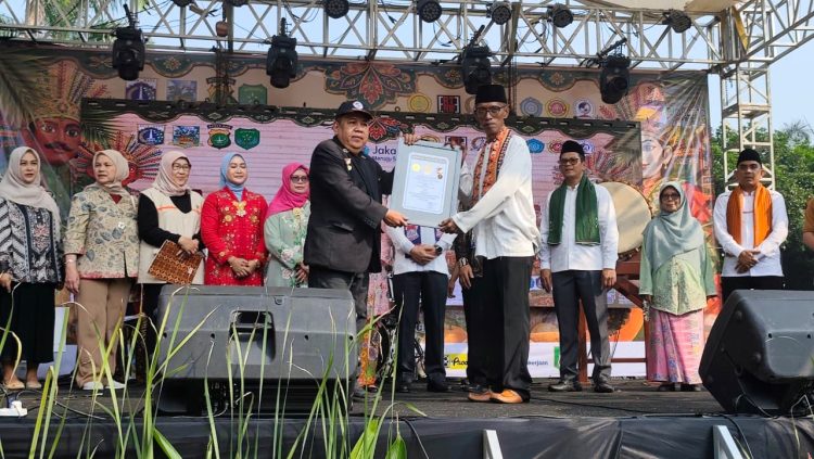 Rayakan Kebangkitan Hortikultura, Pasar Minggu Gelar Festival Mikul Buah ke 2