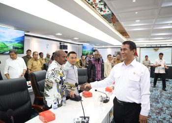 Aspirasi Puncak Papua Direspons, Mentan Amran Siap Kirim Alsintan dan Bidik 500 Hektare Kopi