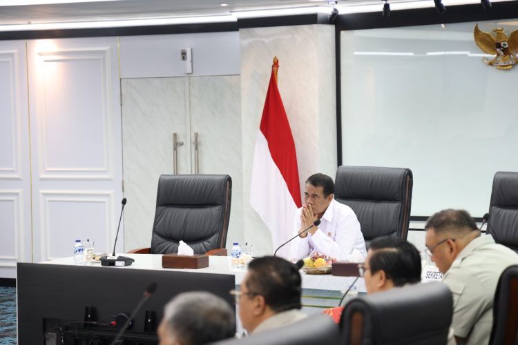Kebijakan Harga Gabah Mentan Amran Berdampak, Petani Kolaka Kini Bisa Menabung Emas